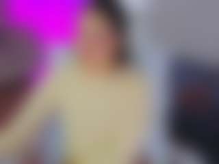 Live cam show with Eliie-Ruizz - Spank on crypto-cams