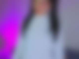 Live cam show with Eliie-Ruizz - Oil on camwithhim.com