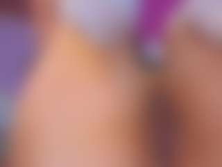 Eliie-Ruizz's Live Sex Cam Show