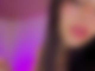 Live cam show with Eliie-Ruizz - Oil on Camsoda