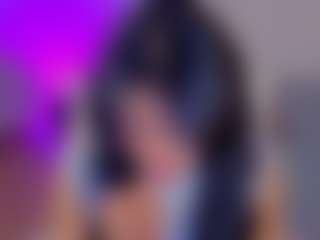 Live cam show with Eliie-Ruizz - Spanks on parknlotfishbdy