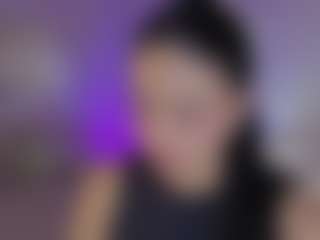 Live cam show with Eliie-Ruizz - Nipple Piercings on PervPlay.com