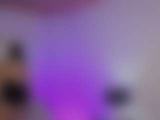 Live cam show with Eliie-Ruizz - Body Massage on anonymated.com