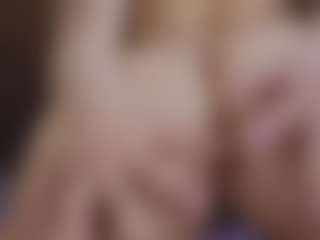 Eliie-Ruizz's Live Sex Cam Show