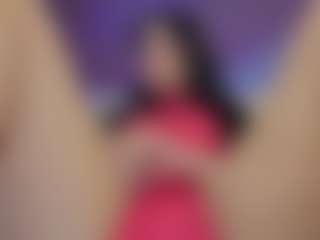 Live cam show with Eliie-Ruizz - Skinny on Camsoda