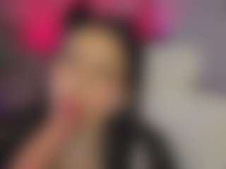 Live cam show with Eliie-Ruizz - Spanks on Camsoda