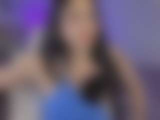 Live cam show with Eliie-Ruizz - Sexy on CamwithHer