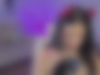 Live cam show with Eliie-Ruizz - Skinny on Taboo Cams XXX