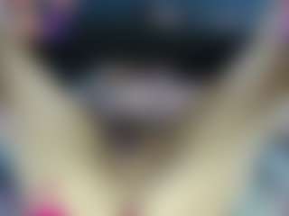 lauramonolo's Live Sex Cam Show