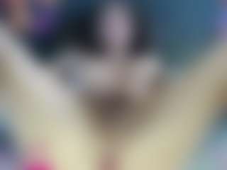 lauramonolo's Live Sex Cam Show