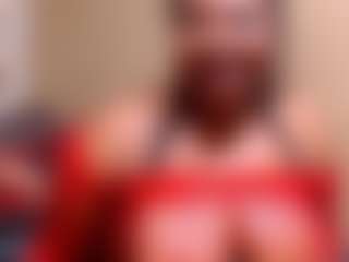 Live cam show with MatureNesh - Black on StripNow
