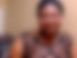 Live cam show with MatureNesh - Ebony on madthumbs | portugal