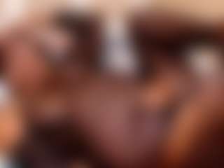 MatureNesh's Live Sex Cam Show