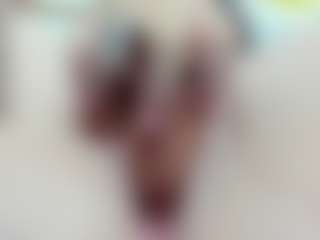Live cam show with Miiranda-vega - Big Clit on madthumbs