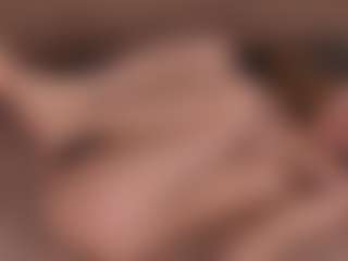 Live cam show with VelvetAnna - Green Eyes on Cam Slut