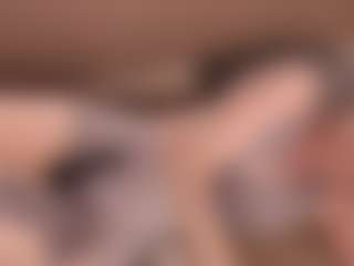 Live cam show with VelvetAnna - Blonde Hair Petite on Camsoda