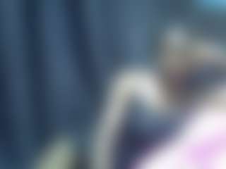 juiceyboobz's Live Sex Cam Show