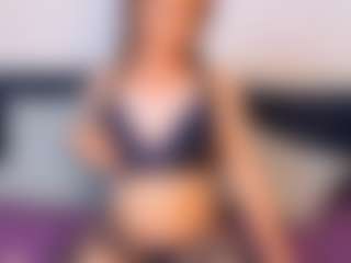 Live cam show with NatasaWilder - Hairy Pussy on SinfulBabes