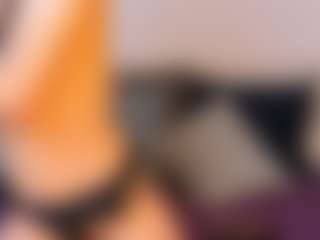Live cam show with NatasaWilder - Granny on SinfulBabes