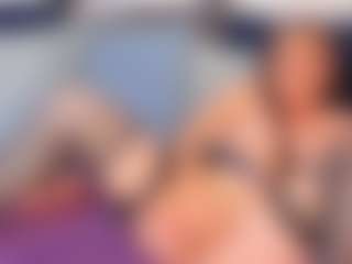 Live cam show with NatasaWilder - Granny Latina on Gym Cam Girls