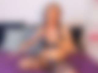Live cam show with NatasaWilder - Granny on Camiplay Live