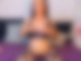 Live cam show with NatasaWilder - Blowjob on Fling VIP Chat