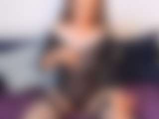 Live cam show with NatasaWilder - Hairy Pussy on Dolls Live