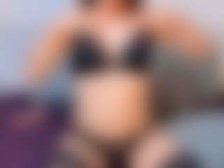 Live cam show with NatasaWilder - Petite MILF on EXY
