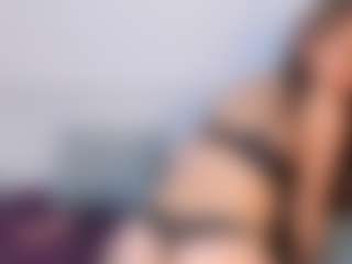 Live cam show with NatasaWilder - Granny MILF on xfollow cams