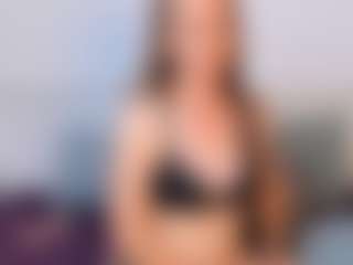 Live cam show with NatasaWilder - Granny BBW on Dolls Live