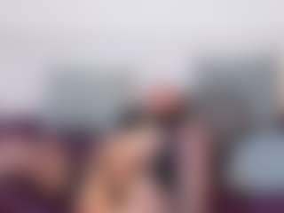 Live cam show with NatasaWilder - College MILF on camtv