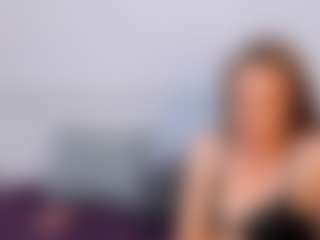 Live cam show with NatasaWilder - Bedroom MILF on CSO-WL