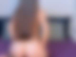 Live cam show with NatasaWilder - Public MILF on Streamer API
