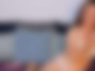 Live cam show with NatasaWilder - Fingers on CamClone
