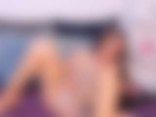 NatasaWilder MILF webcam performer live streaming