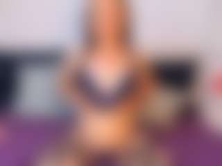 Live cam show with NatasaWilder - Mature MILF on Camsoda