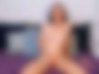 Live cam show with NatasaWilder - Latina on Camsoda