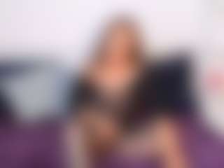 NatasaWilder MILF webcam performer live streaming