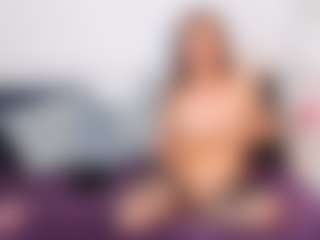 Live cam show with NatasaWilder - Bedroom on https://playwithruby.com