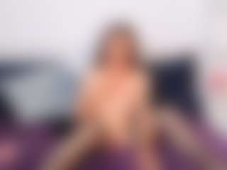 NatasaWilder MILF webcam performer live streaming