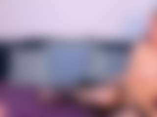 Live cam show with NatasaWilder - Butt Plug on CamwithHer