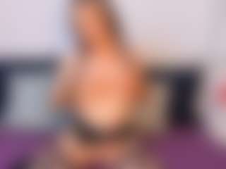 Live cam show with NatasaWilder - Fetish MILF on wildcum.com