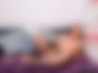 NatasaWilder MILF webcam performer live streaming
