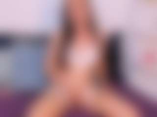 Live cam show with NatasaWilder - Petite on camwithhim.com