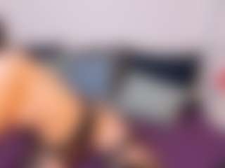 Live cam show with NatasaWilder - Granny Lovense on livesuperchat.net