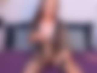 Live cam show with NatasaWilder - Asian Granny on Chatstar