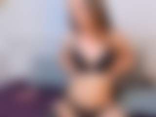 Live cam show with NatasaWilder - Hairy Pussy on xxxlivecams.org