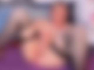 NatasaWilder MILF webcam performer live streaming