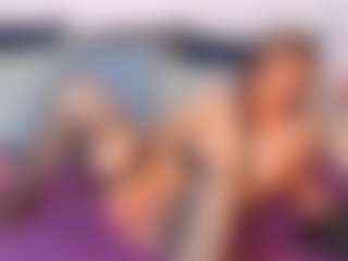 NatasaWilder MILF webcam performer live streaming