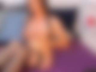 Live cam show with NatasaWilder - Small Tits Mature on chickslive.net